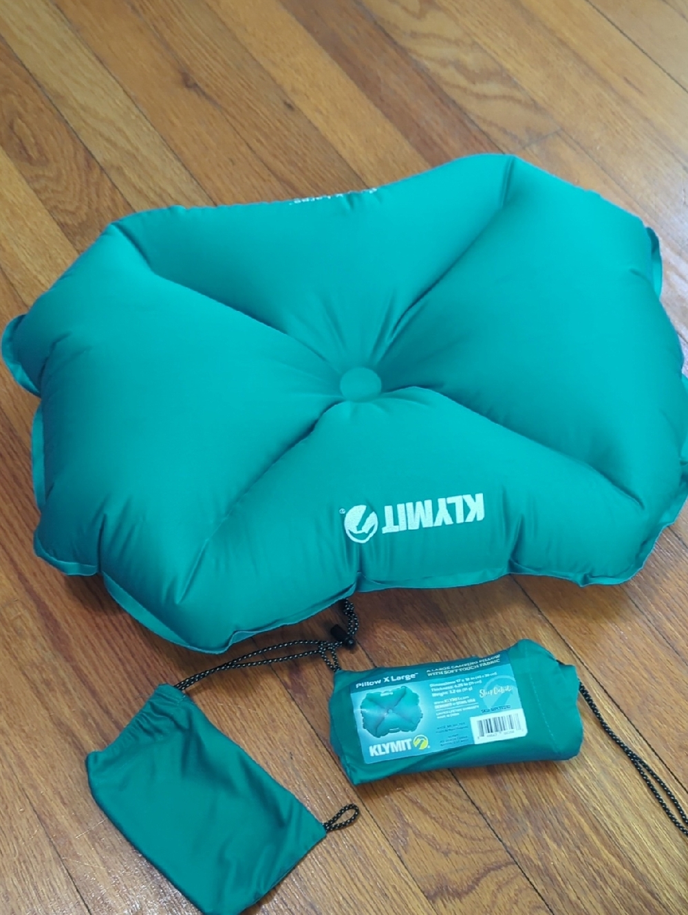 Klymit Inflatable Camp Pillow in Teal Green